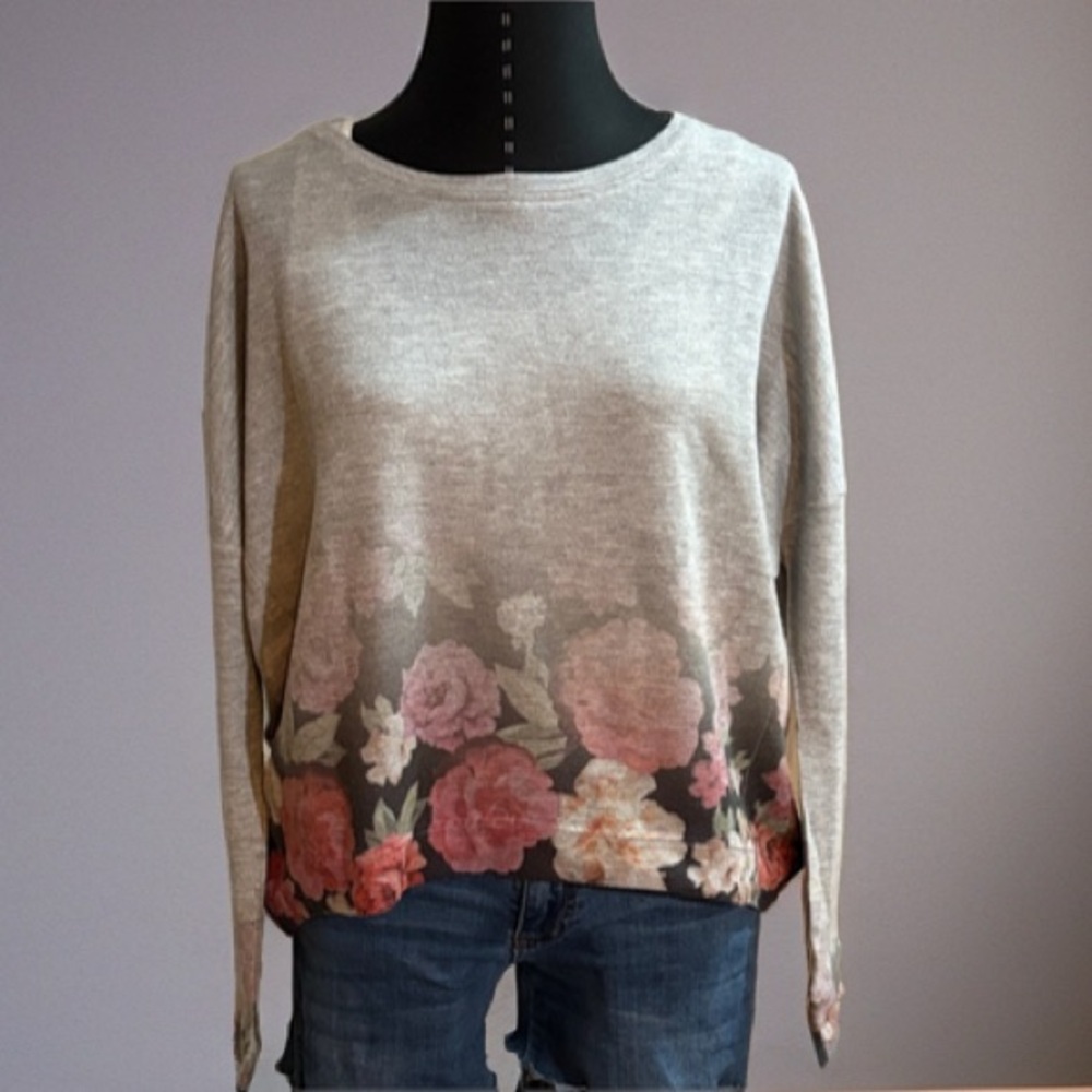 Leith Gray Floral Sweatshirt